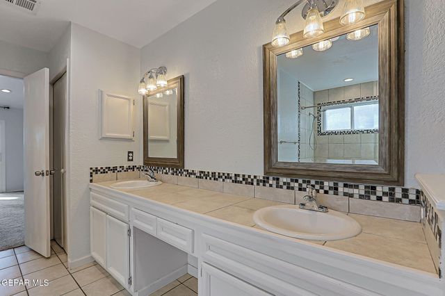 625 El Gusto Drive, El Paso, TX 79912