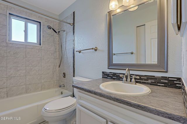 625 El Gusto Drive, El Paso, TX 79912