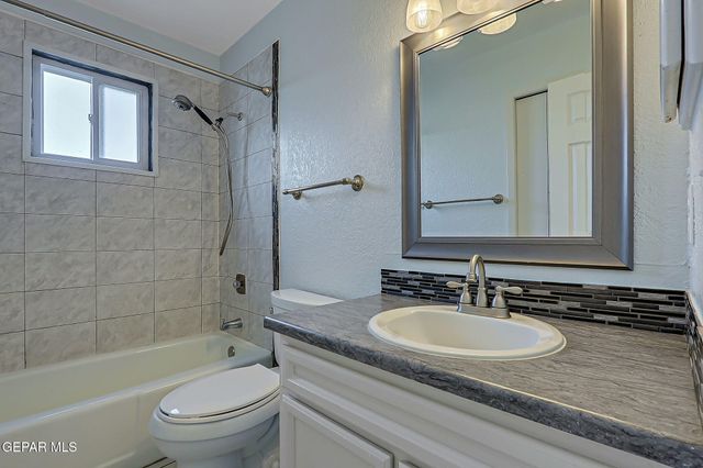 625 El Gusto Drive, El Paso, TX 79912