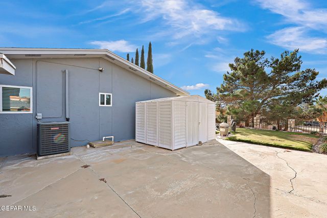 625 El Gusto Drive, El Paso, TX 79912