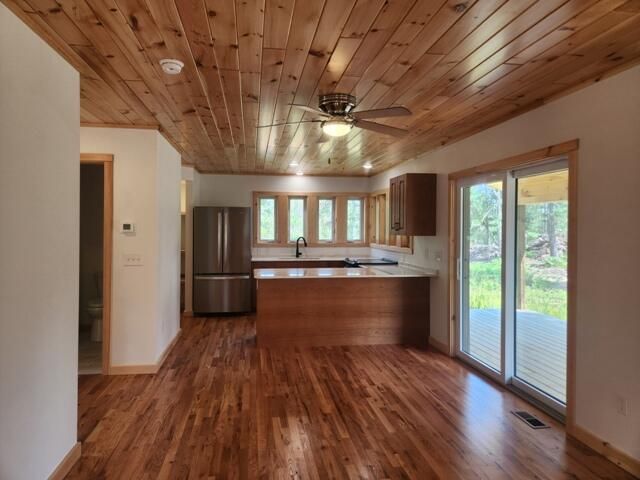 2083 S Lynx Track Trail, Baldwin, MI 49304