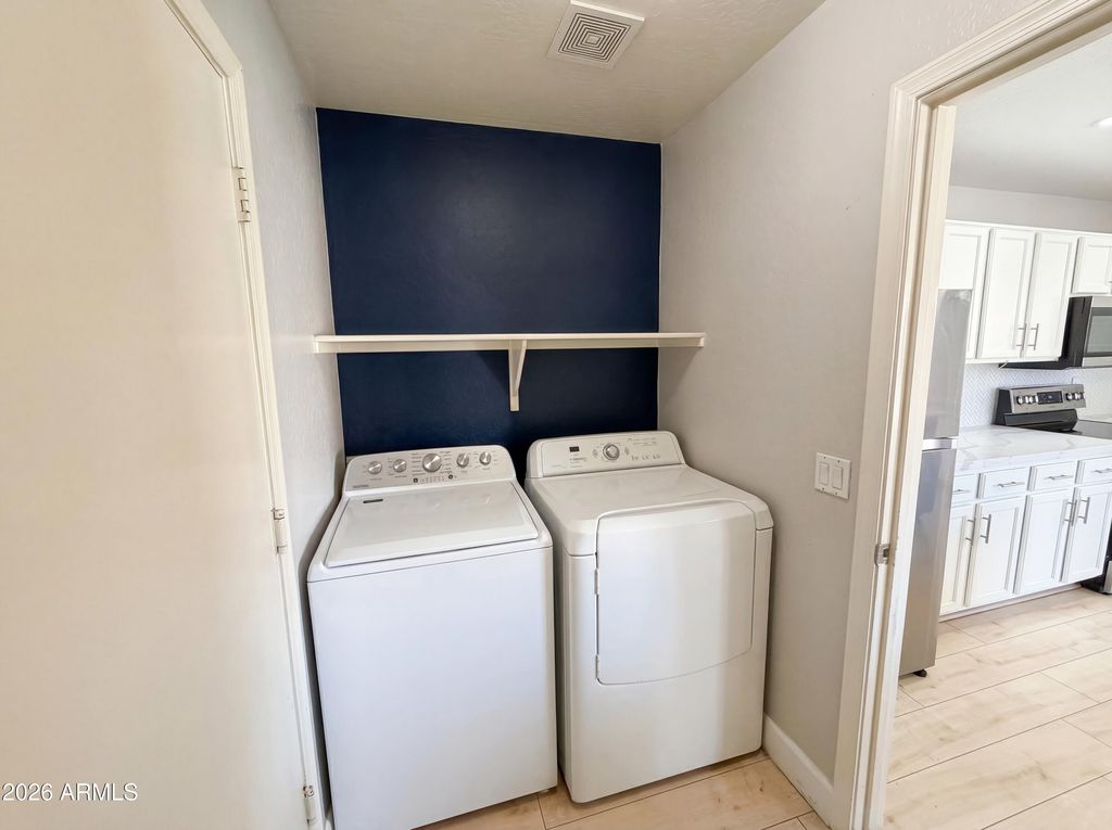 Image 9 of property listing at 10018 W MIAMI Street, Tolleson, AZ 85353