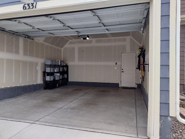 6331 N Hanover St, Denver, CO 80238