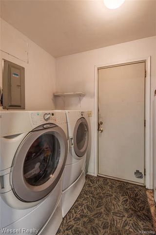 2444 Howe Street, Utica, MI 48317