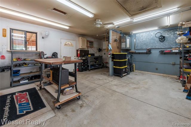 2444 Howe Street, Utica, MI 48317