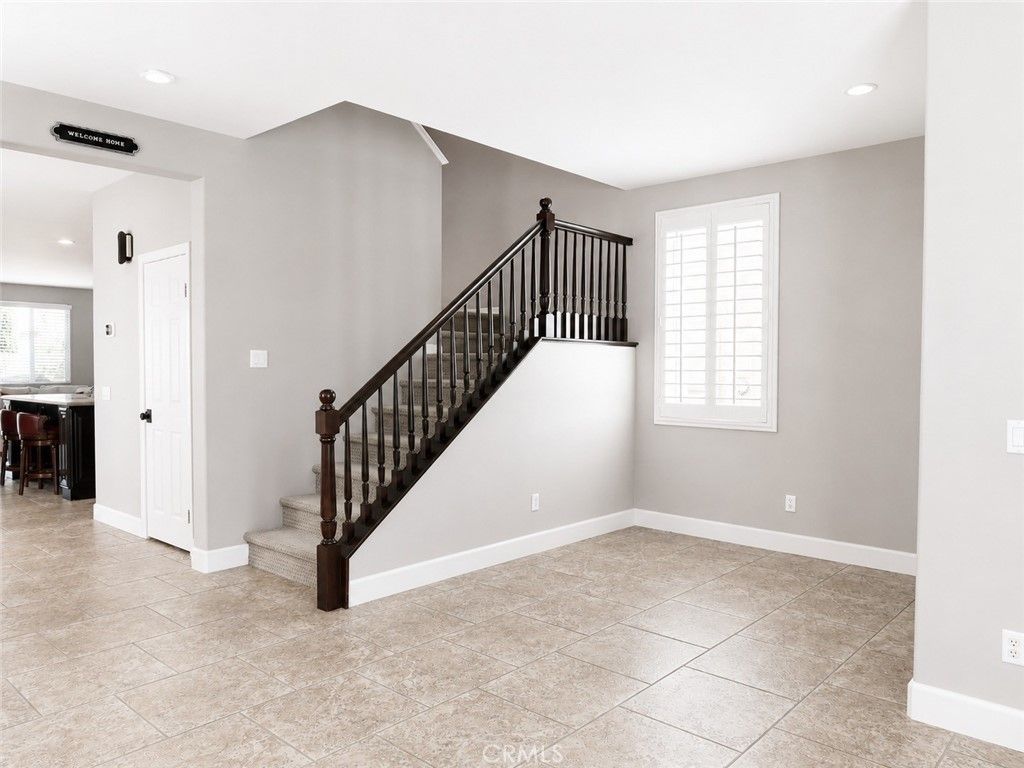 11082 Kalmia Court, Corona, CA 92883 — photo 5