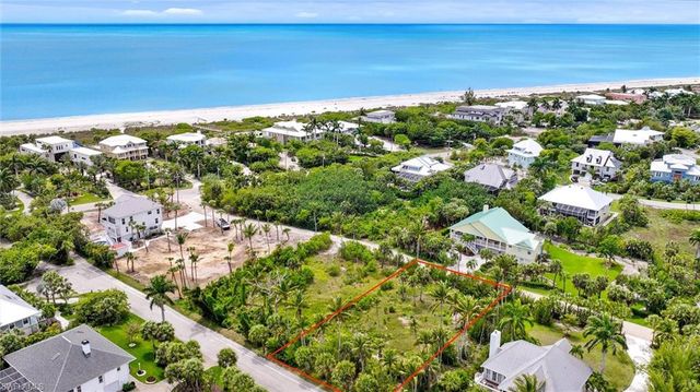 470 Sawgrass PL, Sanibel, FL 33957