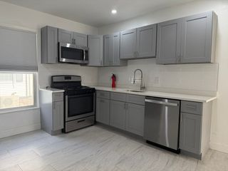 15 Linwood St 1, Saugus, MA 01906