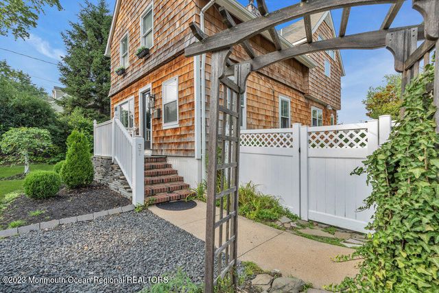 37 Hubbard Avenue, Red Bank, NJ 07701
