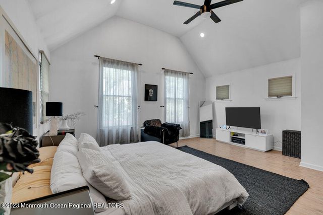 37 Hubbard Avenue, Red Bank, NJ 07701