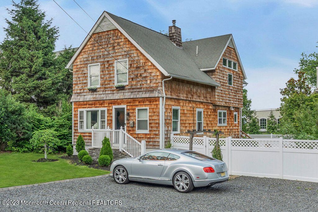 37 Hubbard Avenue, Red Bank, NJ 07701