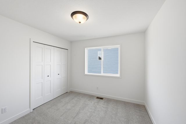 819 Walnut Grove Lane, Hanover, MN 55341