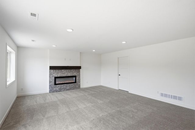 819 Walnut Grove Lane, Hanover, MN 55341