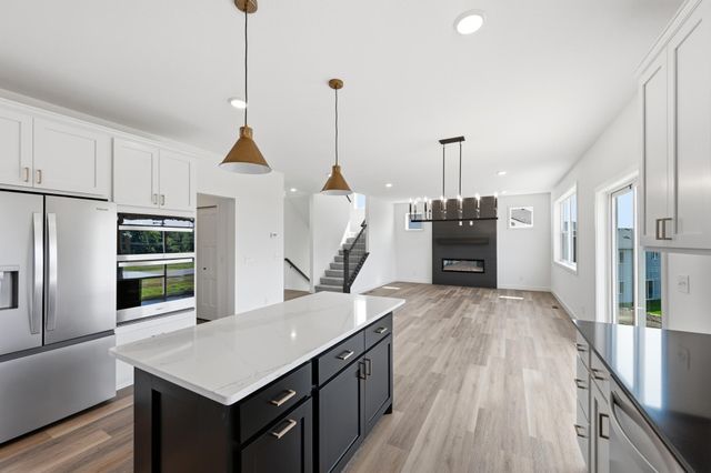 819 Walnut Grove Lane, Hanover, MN 55341