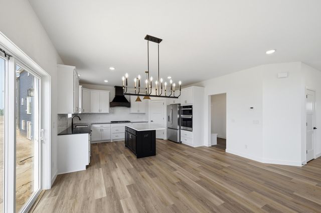819 Walnut Grove Lane, Hanover, MN 55341