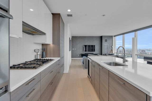 1 Franklin Street 2304, Boston, MA 02110