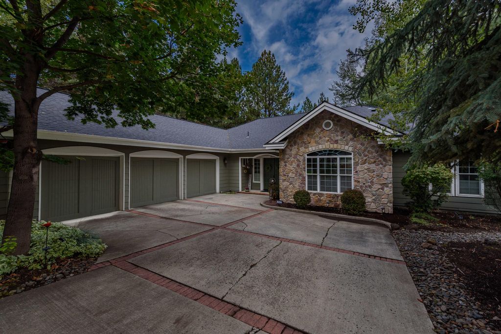 20412 Buttermilk Court, Bend, OR 97702