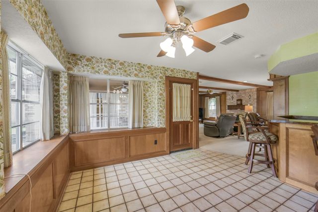 11922 Moorcreek Drive, Houston, TX 77070