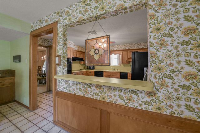 11922 Moorcreek Drive, Houston, TX 77070