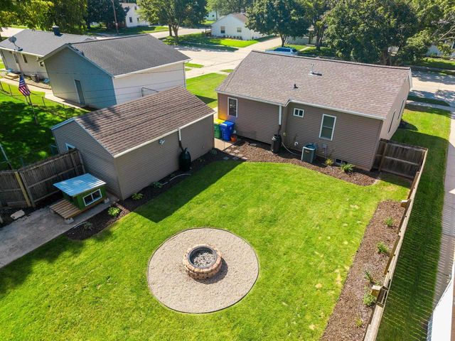 828 N PLATTEN STREET, Green Bay, WI 54303