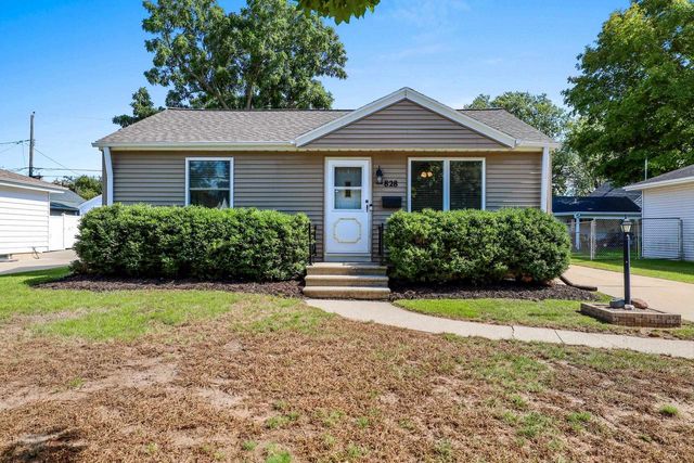 828 N PLATTEN STREET, Green Bay, WI 54303