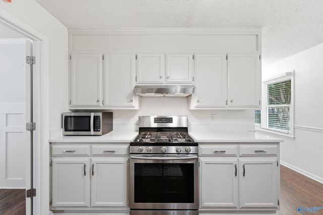910 Lark Circle, Madison, AL 35758