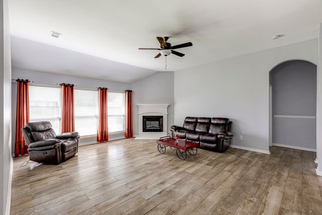 107 Harvest Way, Crandall, TX 75114