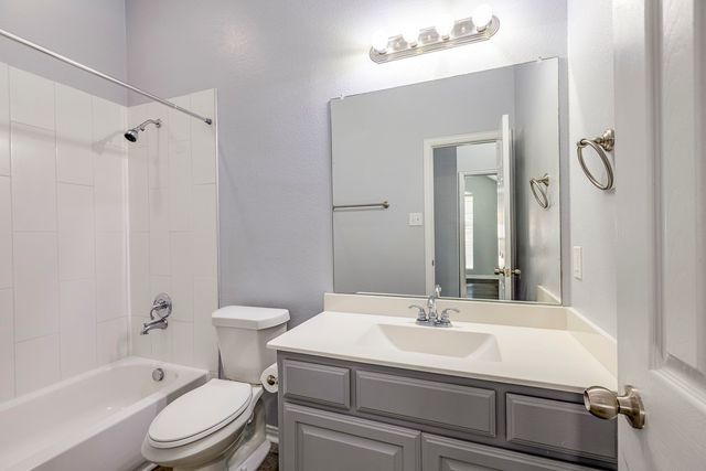 107 Harvest Way, Crandall, TX 75114