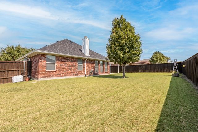 107 Harvest Way, Crandall, TX 75114