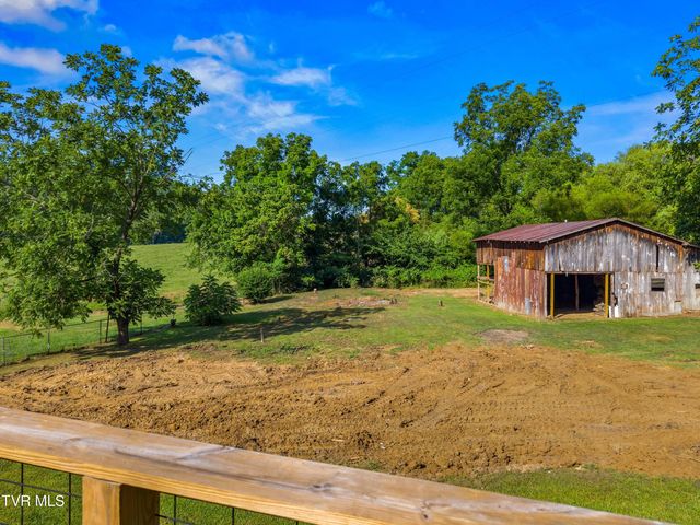 317 Berry Rd Road, Bulls Gap, TN 37711