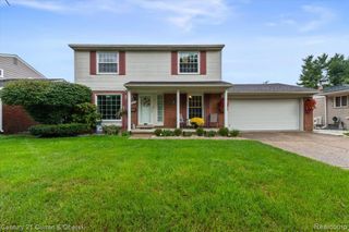 31613 Grennada Street, Livonia, MI 48154