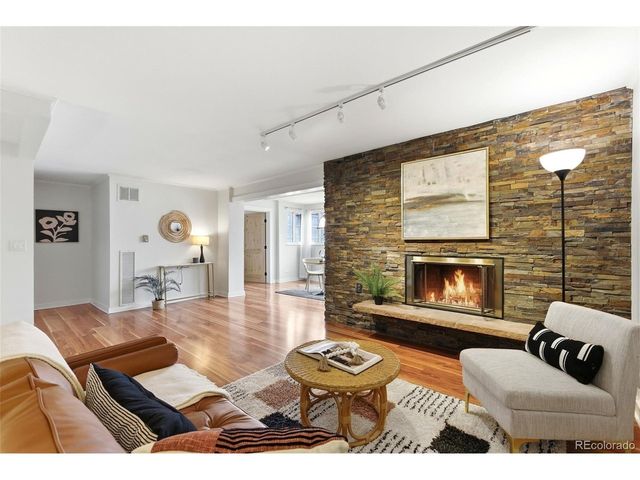 2 Adams St 105, Denver, CO 80206