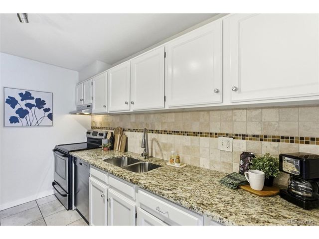 2 Adams St 105, Denver, CO 80206