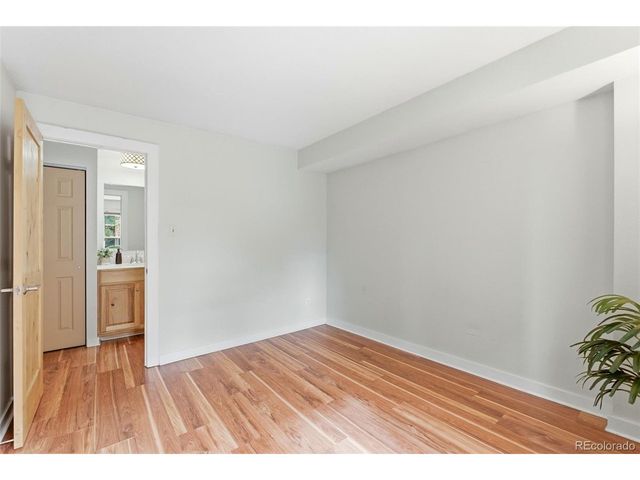 2 Adams St 105, Denver, CO 80206