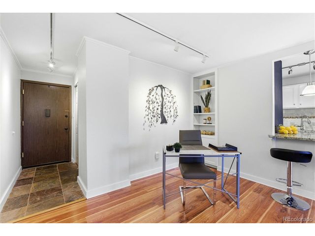 2 Adams St 105, Denver, CO 80206