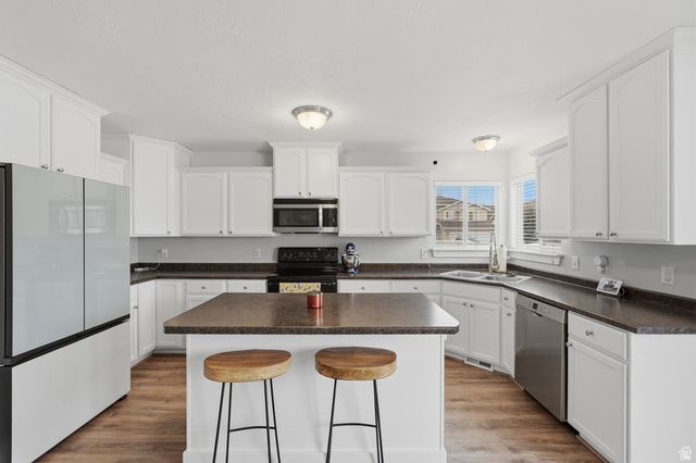 4092 N BOUNTY CV, Lehi, UT 84048