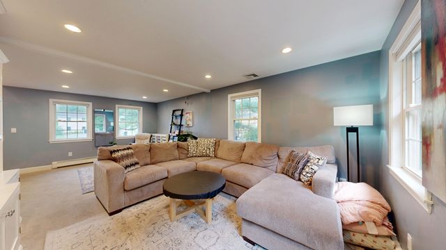 233 Haverhill St, North Reading, MA 01864