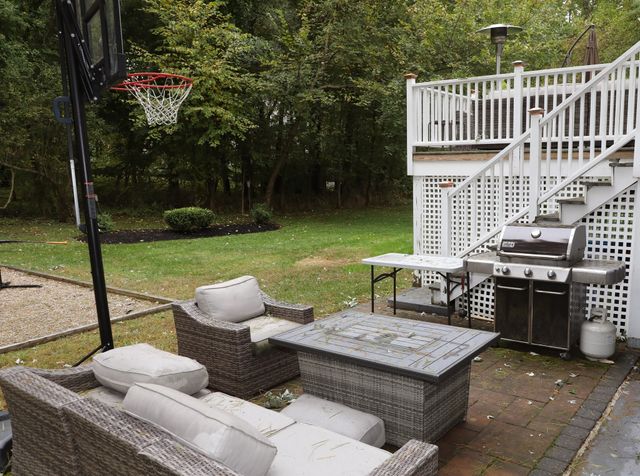 233 Haverhill St, North Reading, MA 01864