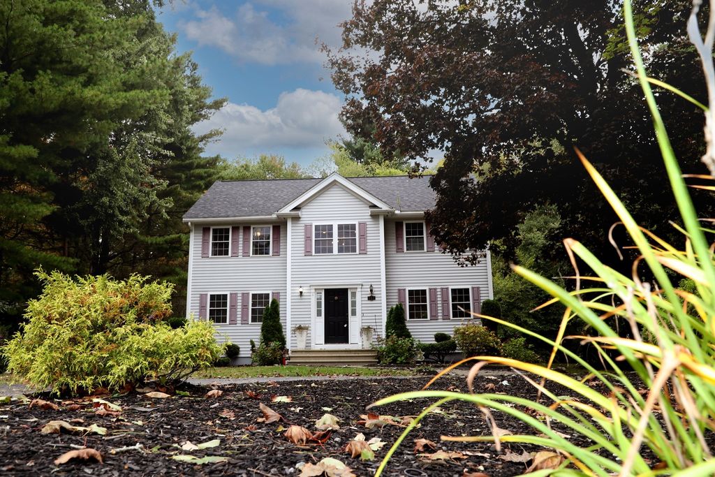 233 Haverhill St, North Reading, MA 01864