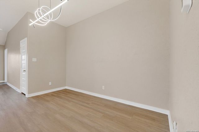 7619 TOLEDO BND, San Antonio, TX 78252