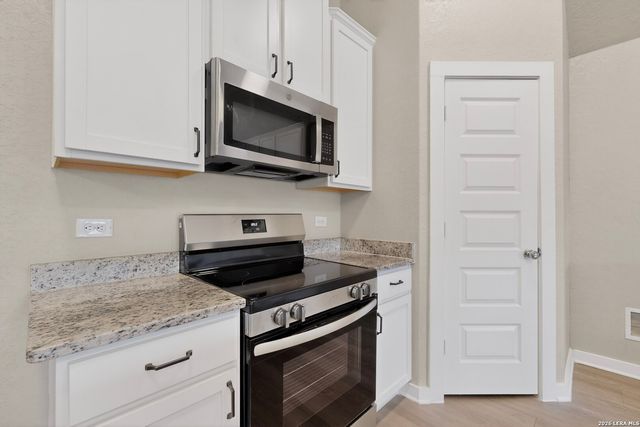 7619 TOLEDO BND, San Antonio, TX 78252