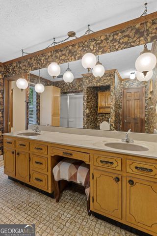 1610 Williamson Road, Griffin, GA 30224