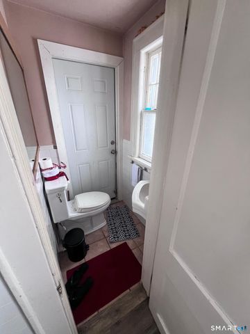 3461 Main Street, Bridgeport, CT 06606