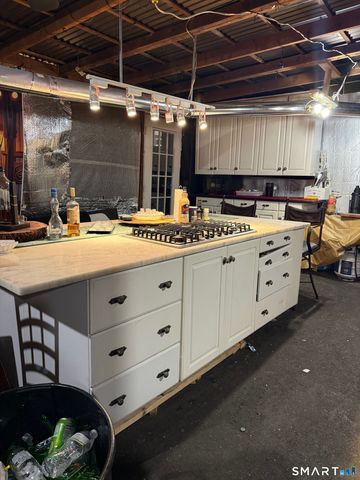 3461 Main Street, Bridgeport, CT 06606