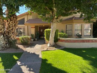 8377 E Thoroughbred Trail, Scottsdale, AZ 85258