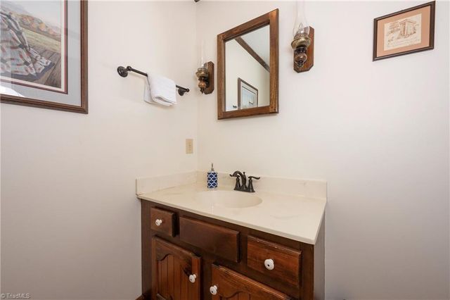 199 Hallander Drive, Mocksville, NC 27028
