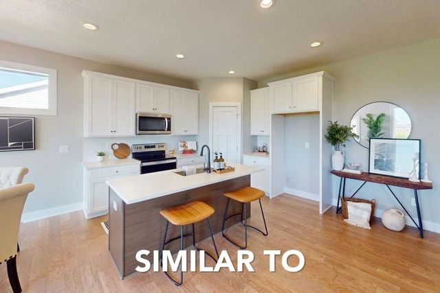 4606 Aldrin Avenue, Ames, IA 50014