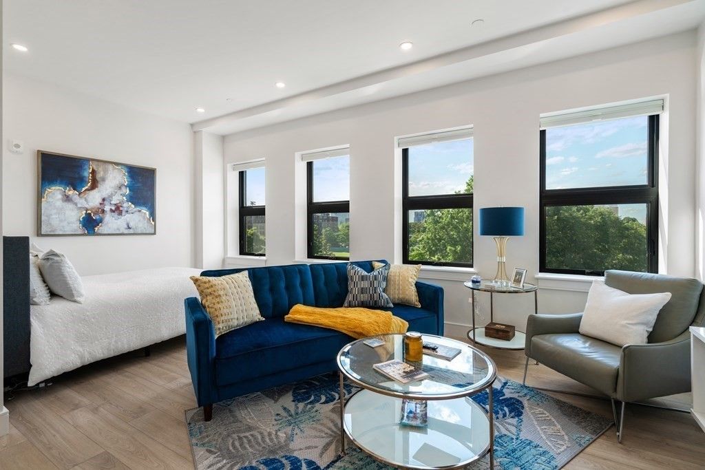 1950 Washington St 3B, Boston, MA 02118