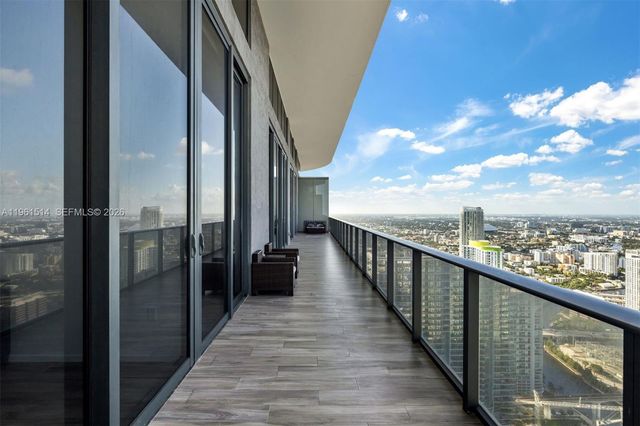 801 S Miami Ave 5804, Miami, FL 33130