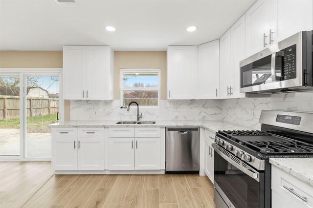 10615 Clematis Lane, Houston, TX 77035